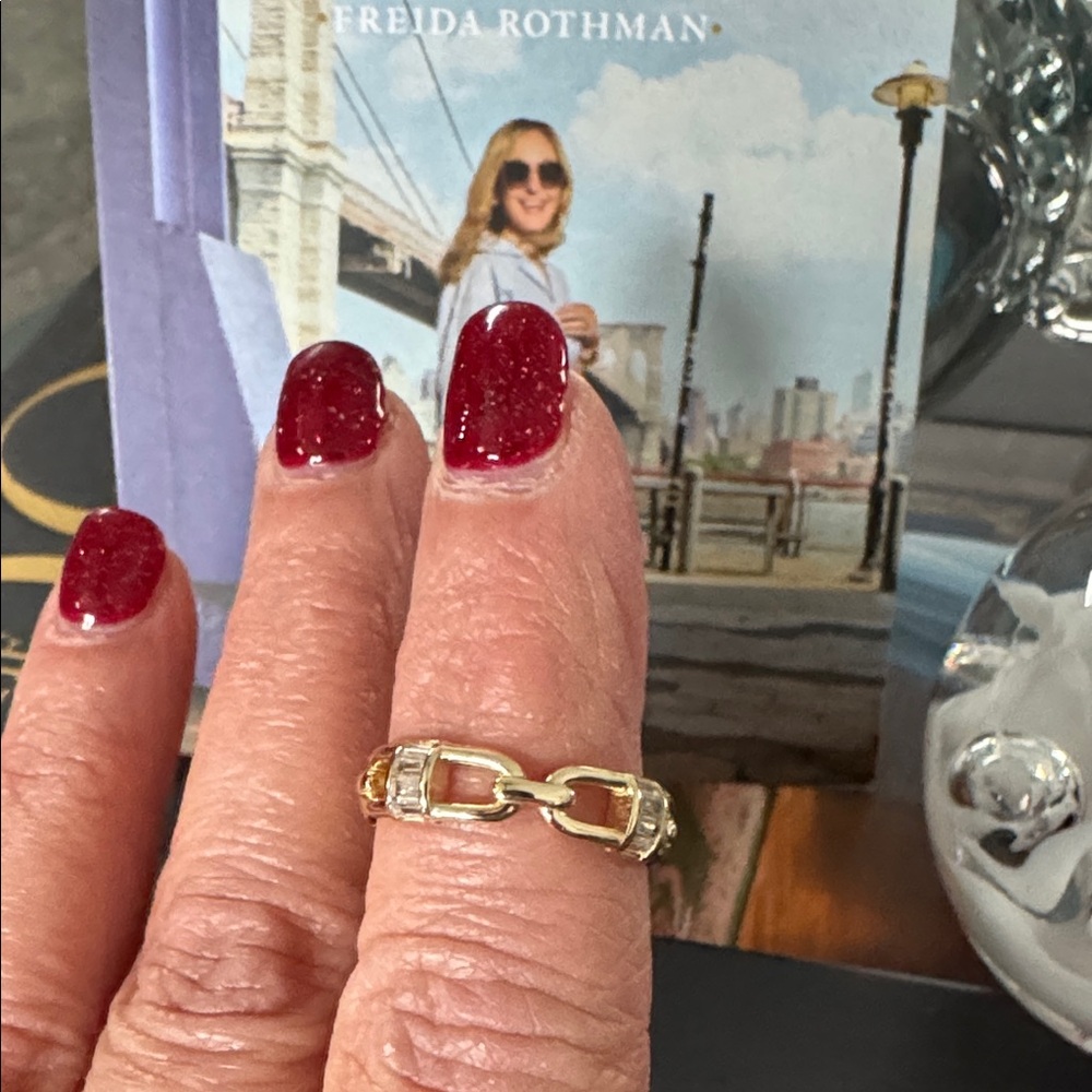Freida Rothman Gold Chain Ring - Picture 2 of 7